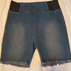 Frayed Hem Denim Shorts